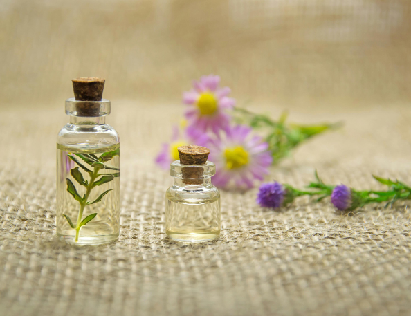 What is the difference between Extrait De Parfum and Eau De Parfum?